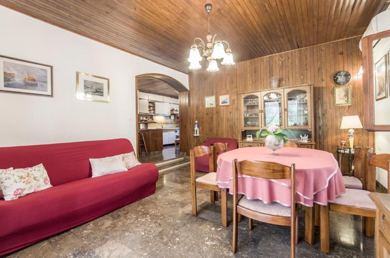 Holiday Home Villa Spilla Selca  Экстерьер фото