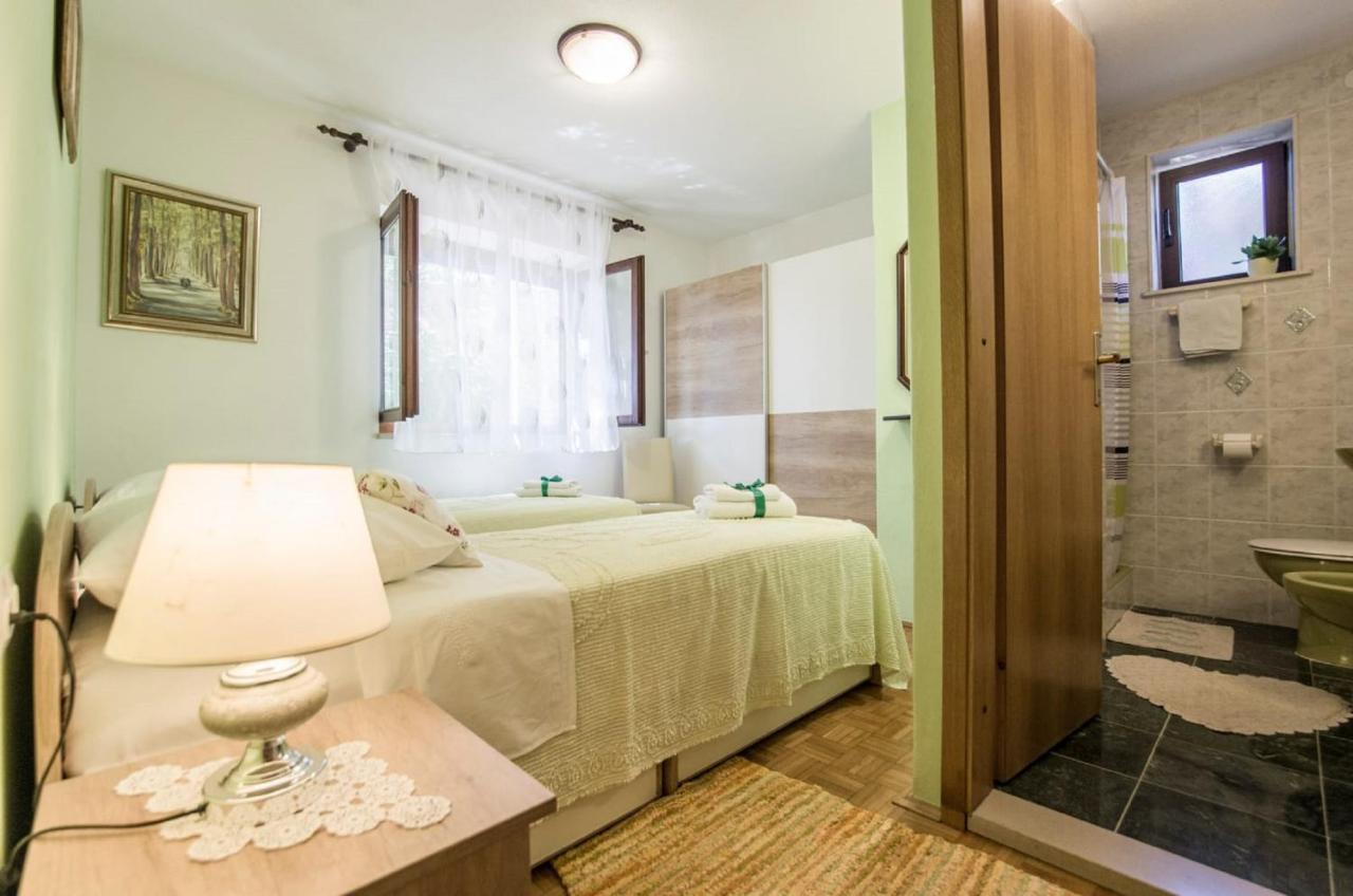 Holiday Home Villa Spilla Selca  Экстерьер фото
