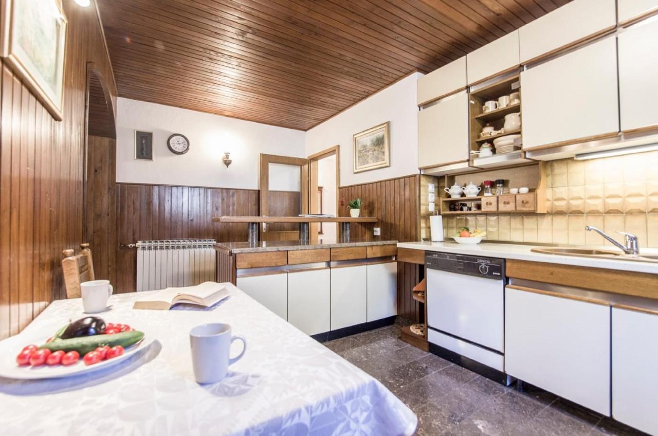 Holiday Home Villa Spilla Selca  Экстерьер фото