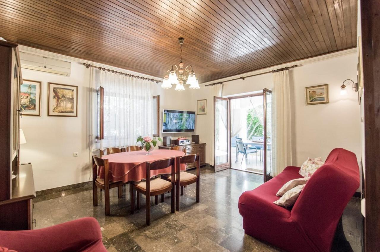 Holiday Home Villa Spilla Selca  Экстерьер фото